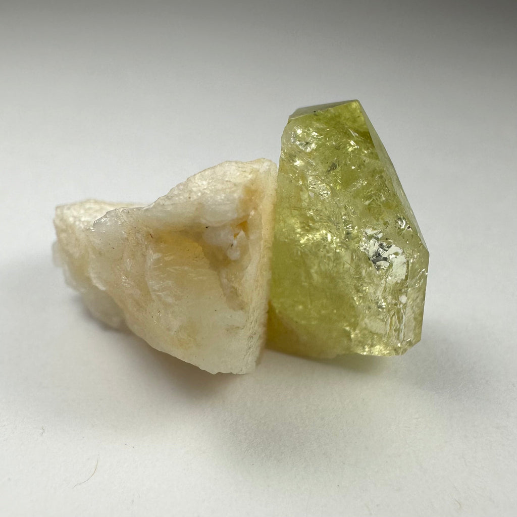 Brazilianite with Albite