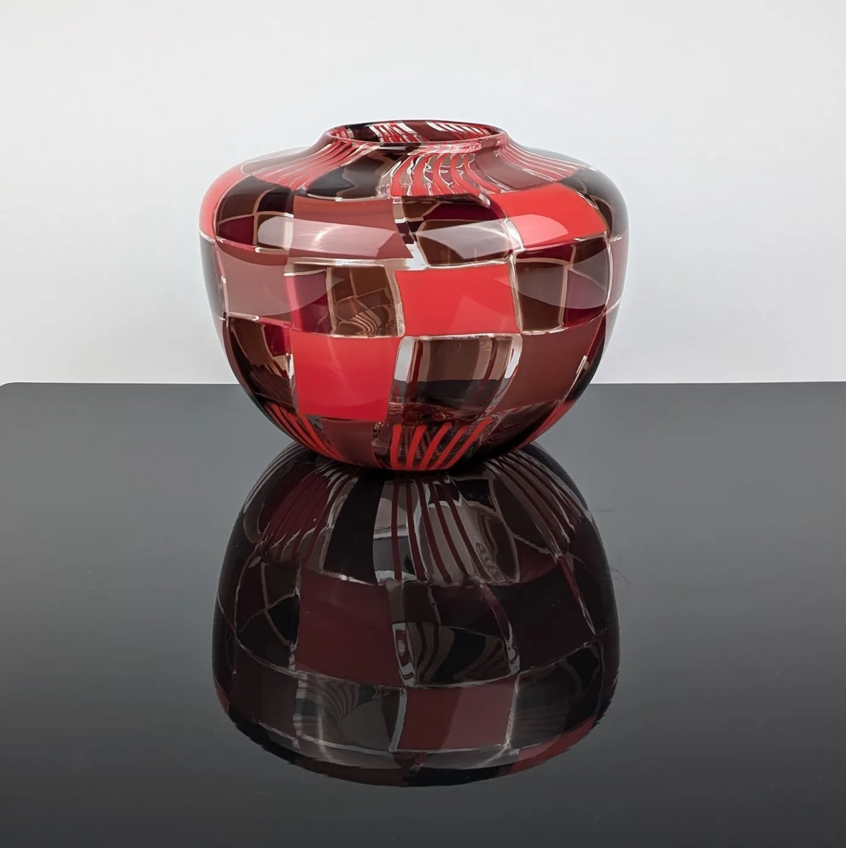 Checkmate Series: Tea & Rose - Shara L Funari